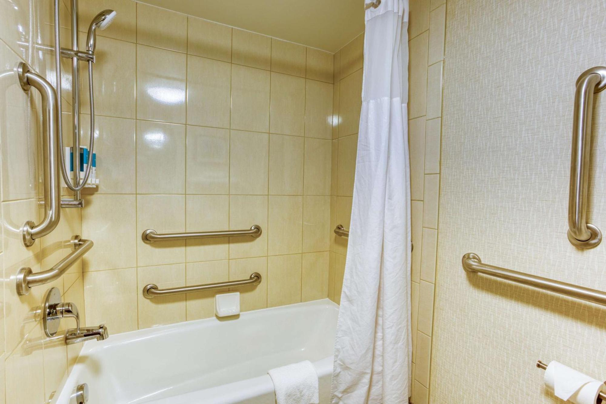 Drury Inn And Suites St Louis Collinsville Εξωτερικό φωτογραφία